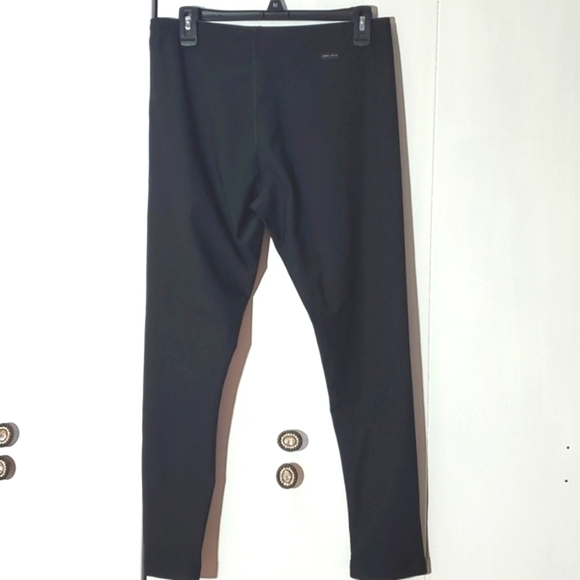 Nike- Black Dri-fit Performance Capri Leggings Neutral Gym Workout Sz.XL - Picture 4 of 6